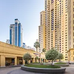 Bright Apartment In Jbr Few Steps From The Beach