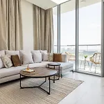 Fully Furnished 1 Bedroom Hall Apaptment Al Barsha1