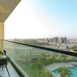 Elegant 2-Br With Canal & City Views Pool Amenities