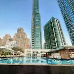 Beachy Getaway In Jbr With Private Beach Access