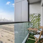 Stay By Latinem Luxury 1Br Holiday Home Cvr B2303 Near Burj Khalifa