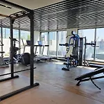 Chic Modern Studio Apartment For 2 In Jvc!
