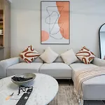 Chic Modern Studio Apartment For 2 In Jvc!