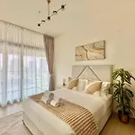 Elegant 2-Bedroom Apartment