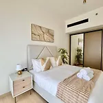 Elegant 2-Bedroom Apartment