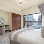 A Phenomenal Apartment In Golden Mile 6 Great For 5