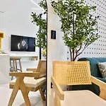 Sleek Brand New Studio In Loci Residence Jvc