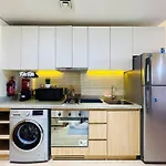 Cozy Studio In Azizi Aura - Dubai