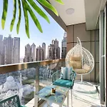Lux Apartments X Dubai Studio 22