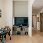 Beautiful 1Br City View