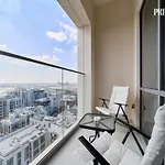 Priva Casa - Vida Residences Creek Beach 1405