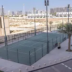 Stylish 2-Bedroom Apartment With Balcony Views In Dubai
