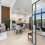 Cozy 1-Bedroom Near Downtown