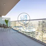 Premium 2 Bedroom Apartment In High Floor Near Downtown