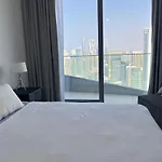 Dubai Marina Stunning Views Holiday Apartment Stella Maris Tower