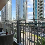 Iconic 1 Bed Apartment In The Heart Of Downtown