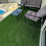 Stylish Studio, Center Area, Close To Burj Khalifa