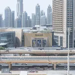 Downtown Views II - Vogue Two Bedroom Apartment With 2 Balconies And Full Burj Khalifa, Opposite Dubai Mall Skybridge