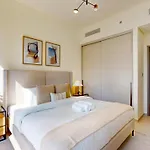 Grande Residence - Modern One Bedroom In Downtown