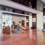 Hamilton Residence - Premium 1Br Best Canal View - Business Bay