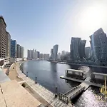 Hamilton Residence - Premium 1Br Best Canal View - Business Bay