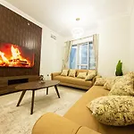 Lavish 1 Bedroom Downtown Dubai