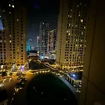 Spacious Bedroom With Easy Access To The Tram And Beach, Located Near Jbr Walk