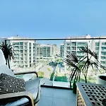 Chic 1-Br In Azizi Riviera-Your Perfect Stay !