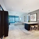 Luxury 2 Bedroom Apartment With Breathtaking Dubai