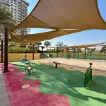Urban Sanctuary Studio With Pool, Gym And Playground