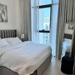 Burj Khalifa View Modern 1Bhk With Balcony