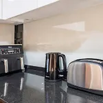 Brand New Chic Studio Apartment