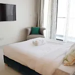 Luxury Dubai High Rise, Skyline Views