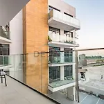 Contemporary 2Br In Azizi Park Avenue, Nad Al Sheba By Deluxe Holiday Homes