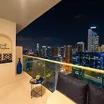 New 1Br With Full Burj Khalifa View, Top Floor, 5Min Dubai Mall