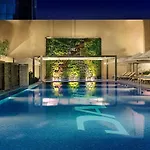 Quickstay Homes - Spacious 1Br Retreat-Cour Jardin