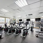 Spacious 1Br At Marina Quays North