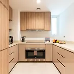 Dayf-Dan Missoni Apartment With Private Lift In Business Bay
