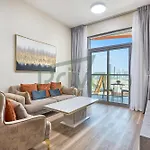 Prival - Contemporary 1Br Apt