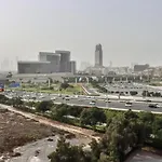 Livbnb-2B With City Skyline Views, Al Jaddaf