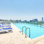 Livbnb-2B With City Skyline Views, Al Jaddaf