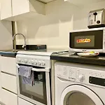 Vacay Lettings - Modern Studio Near To Expo City