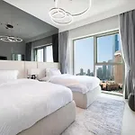 Luxury 2Br Burj Khalifa View Dubai Mall