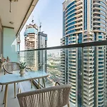 Guestready - Contemporary Living In Dubai Marina