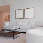 Beautiful 2 Bedroom Sea Views At La Vie Jbr