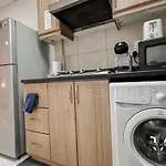 Rare Holiday Homes - Dubai Sports City - Elite Residence - R1303