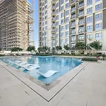 First Class 2Br Sophisticated & Luxurious