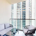 Aykon City - Glamorous Two Bedroom In Business Bay