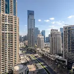 Steps To Dubai Mall & Burj, Ideal Home In Downtown