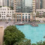 Lux & Cozy 1 Bedroom Apartment Steps Away From Burj Khalifa & Dubai Mall
